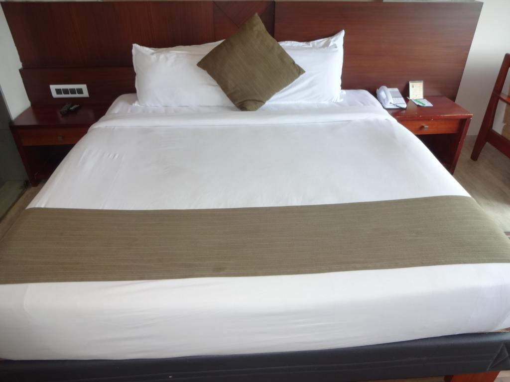 Paramount Tower Kozhikode Luaran gambar