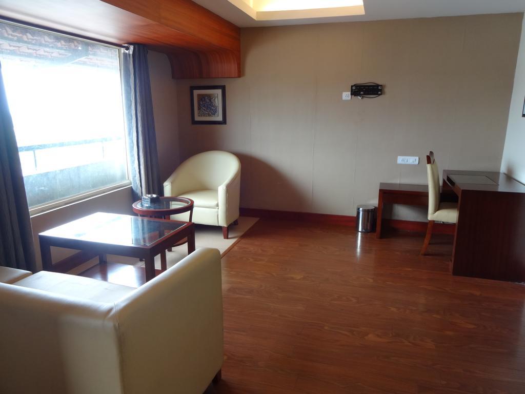 Paramount Tower Kozhikode Luaran gambar